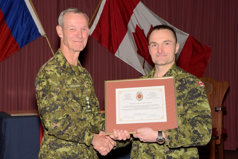 BGen // Bgén R.W. DesLauriers, OMM, CD (Ret'd) (Retraité)