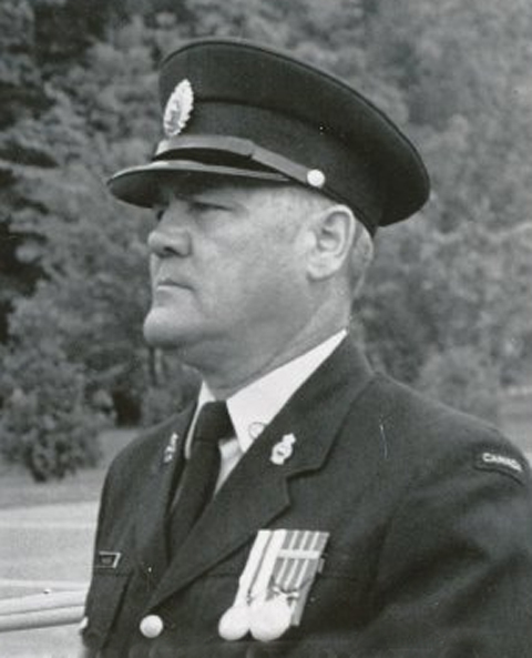 MWO Wallace "Bud" MacKinnon, CD (Ret'd)