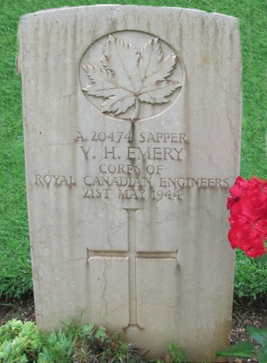 Sapper Vern Emery in the Cassino Commonwealth War Cemetery