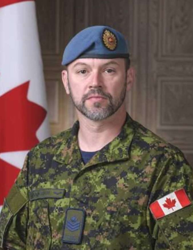 WO/Adj D.W. Henningham, CD