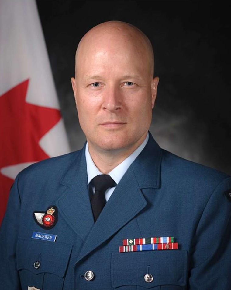 Col  S.D. MacEwen, CD