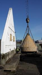 Lifting the 23,000 lb Bell Tent // Lever la tente conique de 23 000 livres