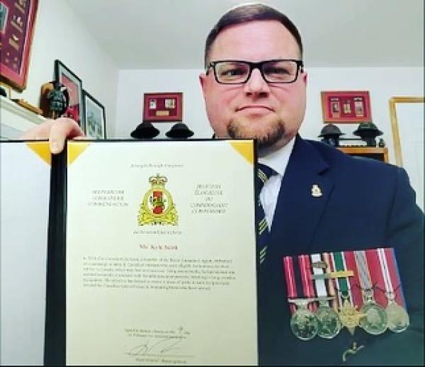 Cpl Kyle Scott (Ret'd) receives Military Personnel Command Commendation