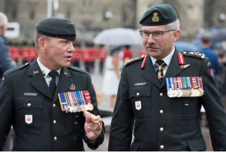 CWO Alain Guimond, Army Sergeant Major and LGen Paul Wynnyk, Commander Canadian Army // L’Adjuc Alain Guimond, Sergent-major de l’Armée et le Lgén Paul Wynnyk. Commandant de l’Armée canadienne