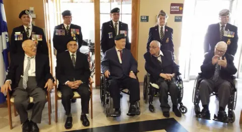 Louis-Philippe Michaud is the fourth veteran from the left (seated) // M. Louis-Philippe Michaud est le 4e vétéran assis en partant de la gauche