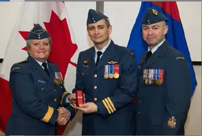 MGen Whitecross LCol Paul Doucette and CWO Gilles Caouette // Mgén Whitecross, Lcol Paul Doucette et l’Adjuc Gilles Caouette