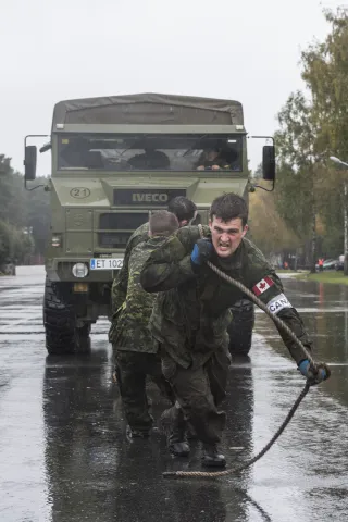Cpl Deny Cassista (Team 2) pulling a Spanish military vehicle