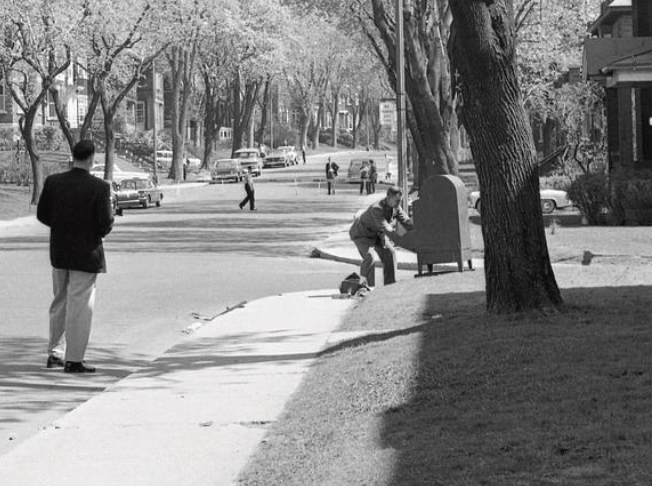 WOII Leja at the fateful mail box on the morning of 17 May 1963